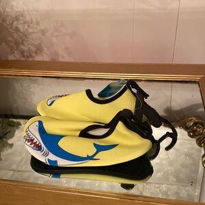 NWT. Size 11 swim shoes